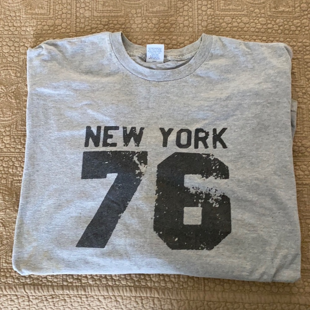 OLD NAVY men’s L/S T-shirt
